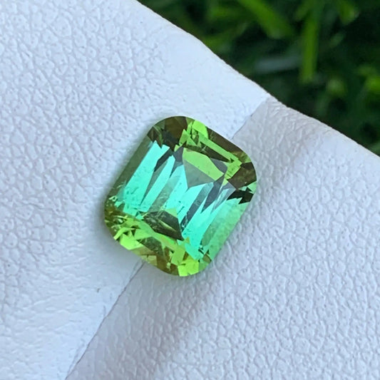 The Allure of Bright Mint Green Tourmaline: A Gemstone for Every Occasion