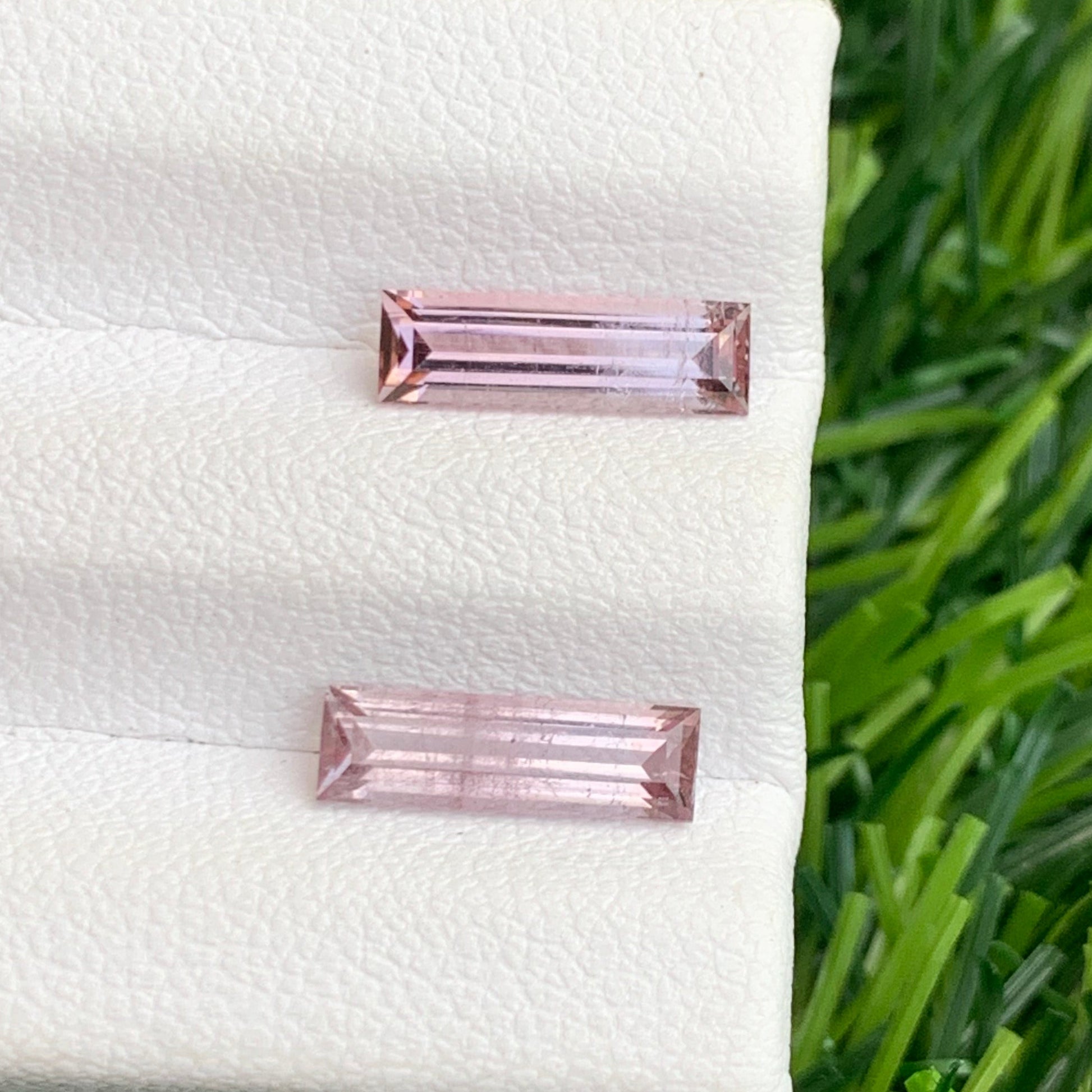 VVS clarity peach pink tourmaline matched pair
elegant peach tourmaline stones for earrings