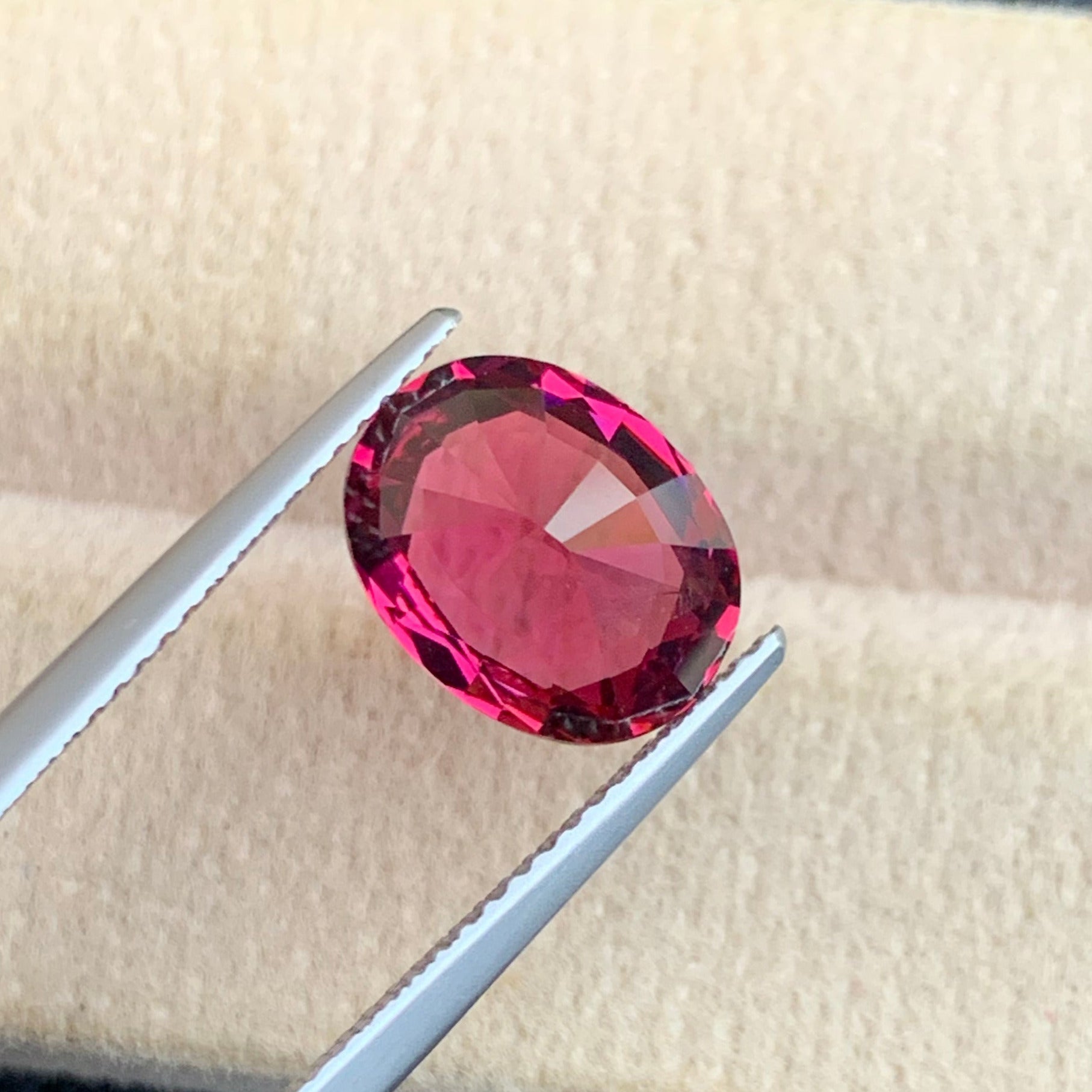 collector garnet gemstone Africa
luxury pinkish red garnet stone