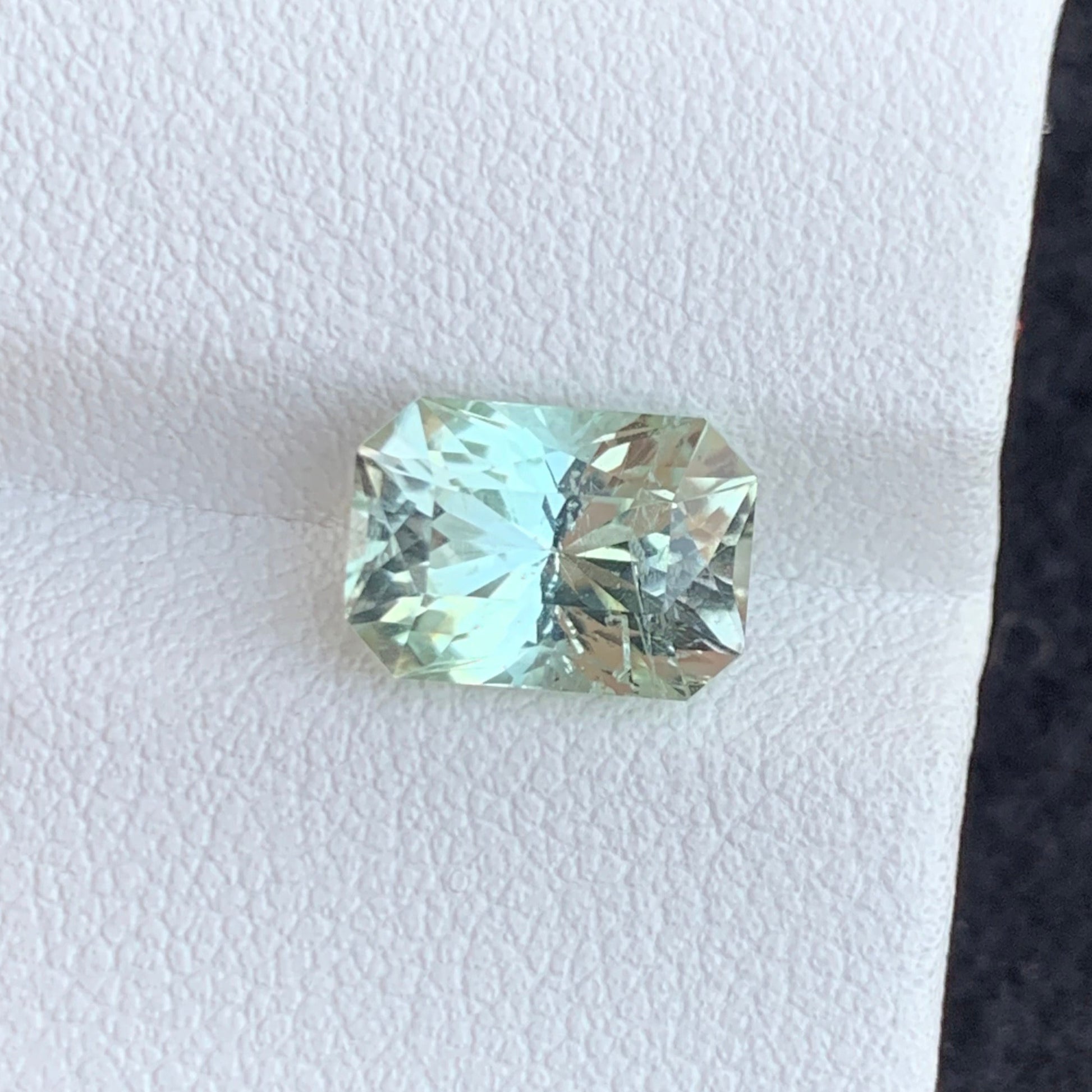 colorless tourmaline gemstone afghanistan

2.95 carat achroite tourmaline loose stone