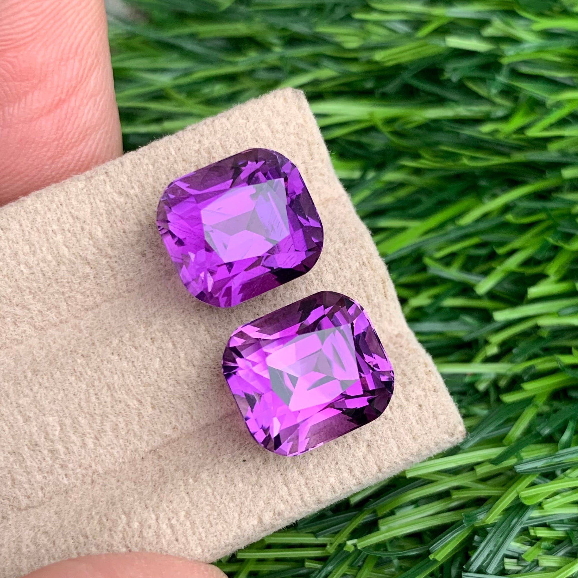 Pink Purple Amethyst pair
Pink Purple Amethyst Earrings
cushion cut amethyst stones matching pair jewelry
pink purple amethyst gemstones eye clean clarity