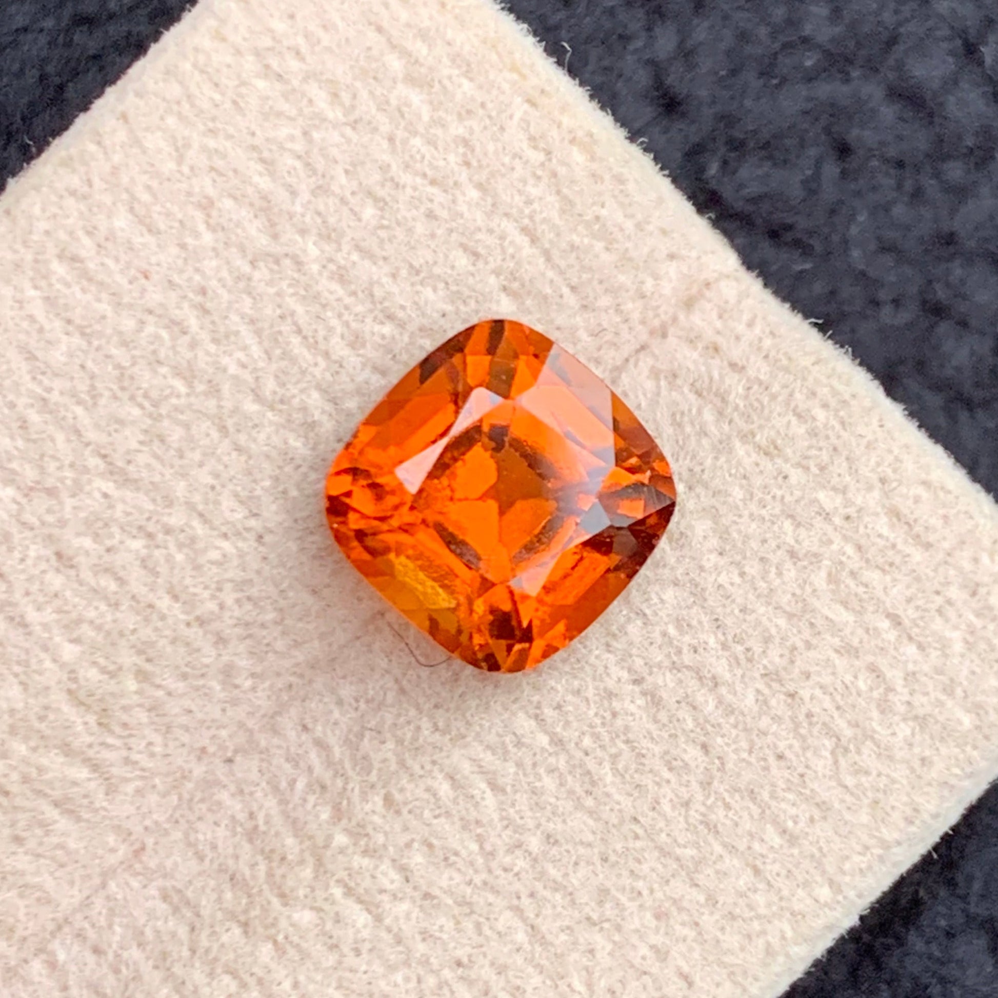 Hessonite Loose Garnet
cushion cut hessonite garnet loose stone USA

untreated orange hessonite garnet gemstone