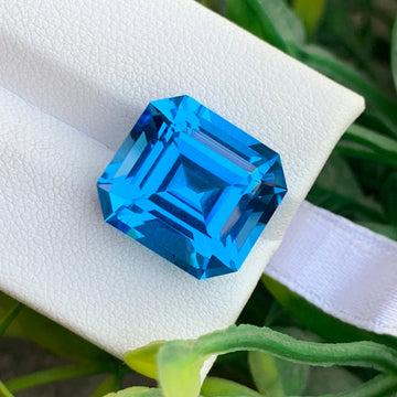 Electric Swiss Topaz
Electric Swiss Topaz jewelry
electric swiss blue topaz gemstone emerald cut
vivid blue topaz 16.70 carats loose stone