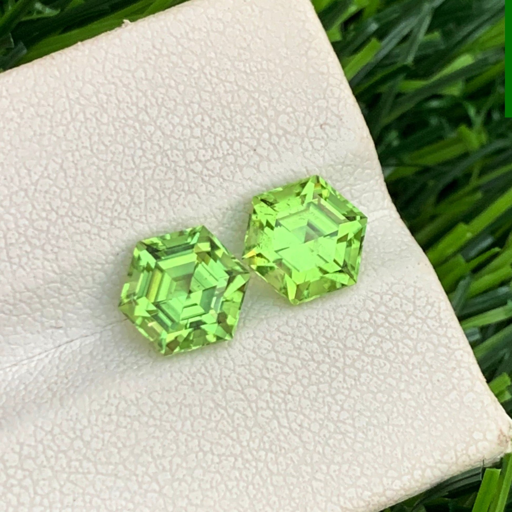 Green Gemstone Pair
eye clean green peridot matched pair USA