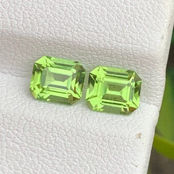 green peridot gemstone pair emerald cut
natural pakistan peridot gemstones pair