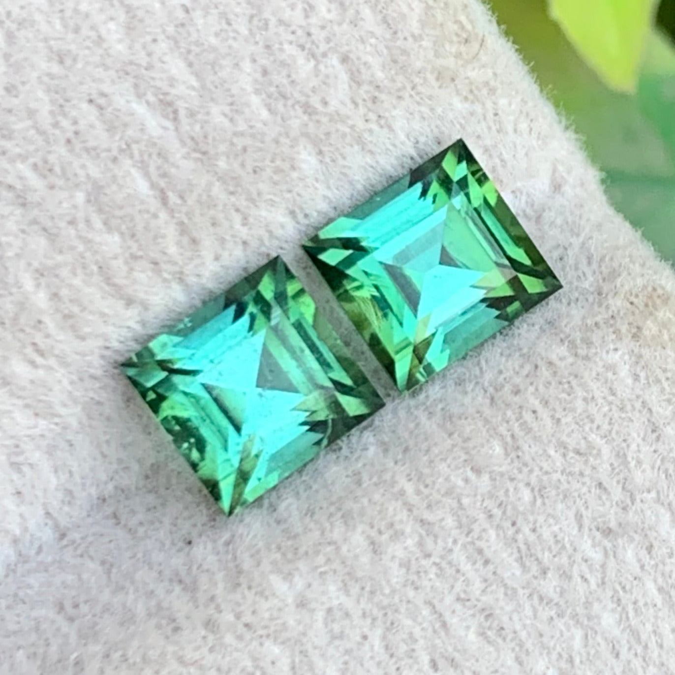 Bluish Green Tourmaline Earrings
green tourmaline gemstone pair for earrings
