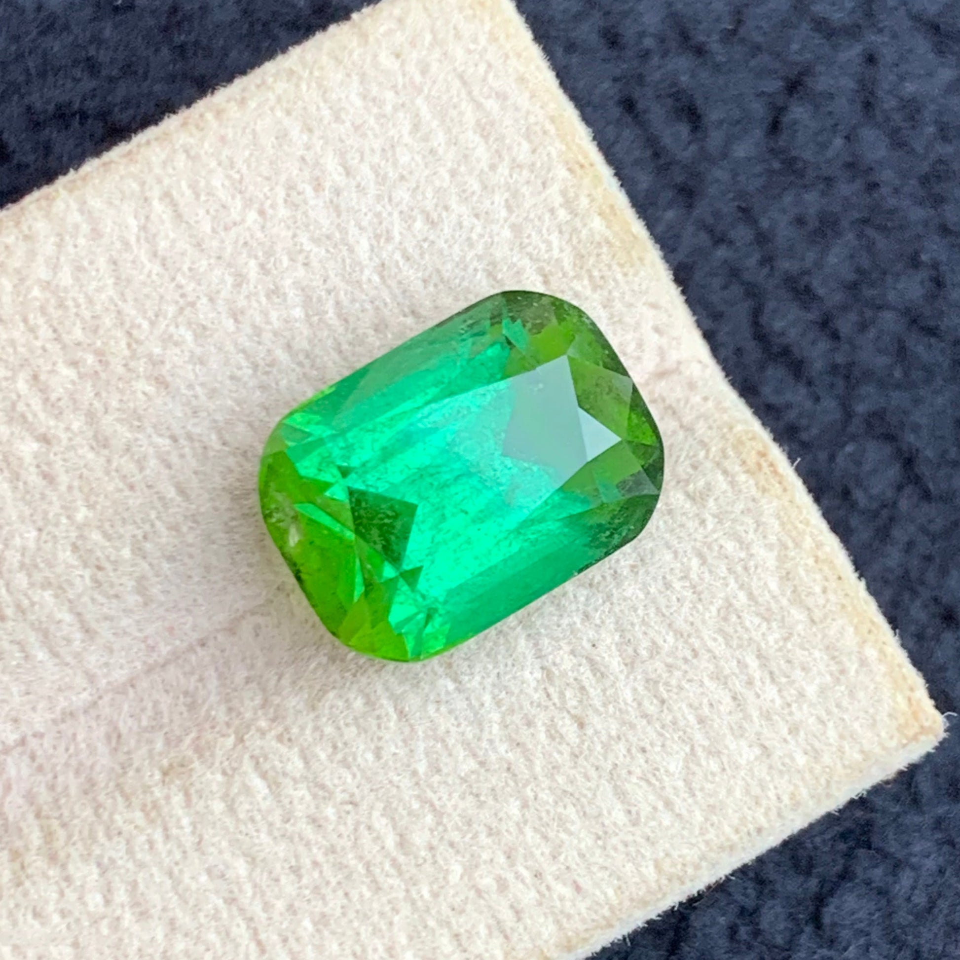 high clarity cushion cut tourmaline gemstone
luxury gemstone for rings yellow green tourmaline