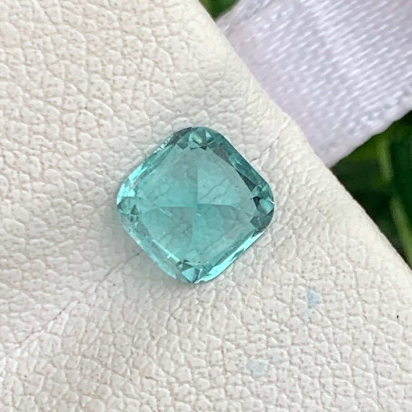 lagoon tourmaline loose gemstone
rare bluish green tourmaline gemstone