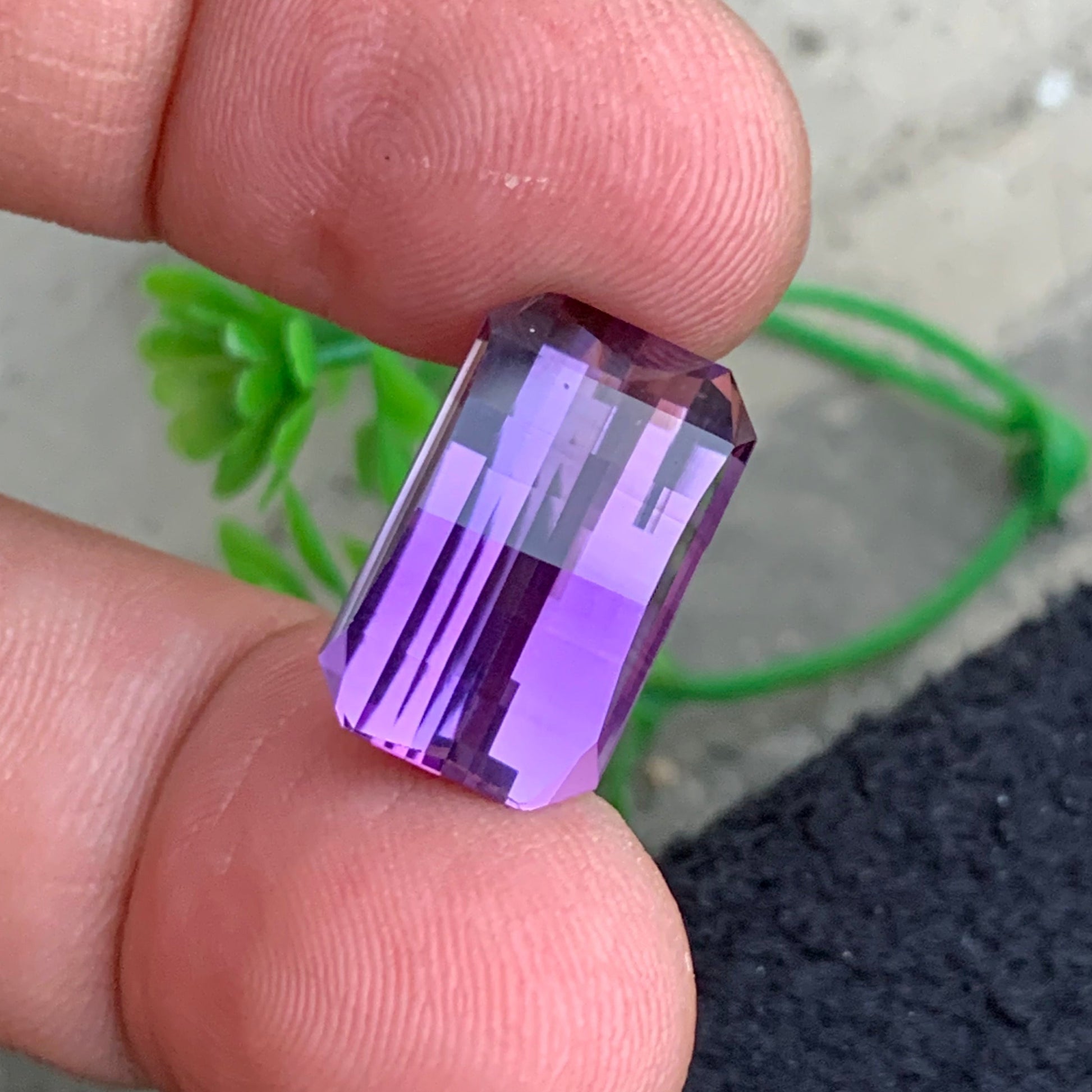 Pink Purple Amethyst Pendant
modern cut amethyst gemstone

onestep gems amethyst