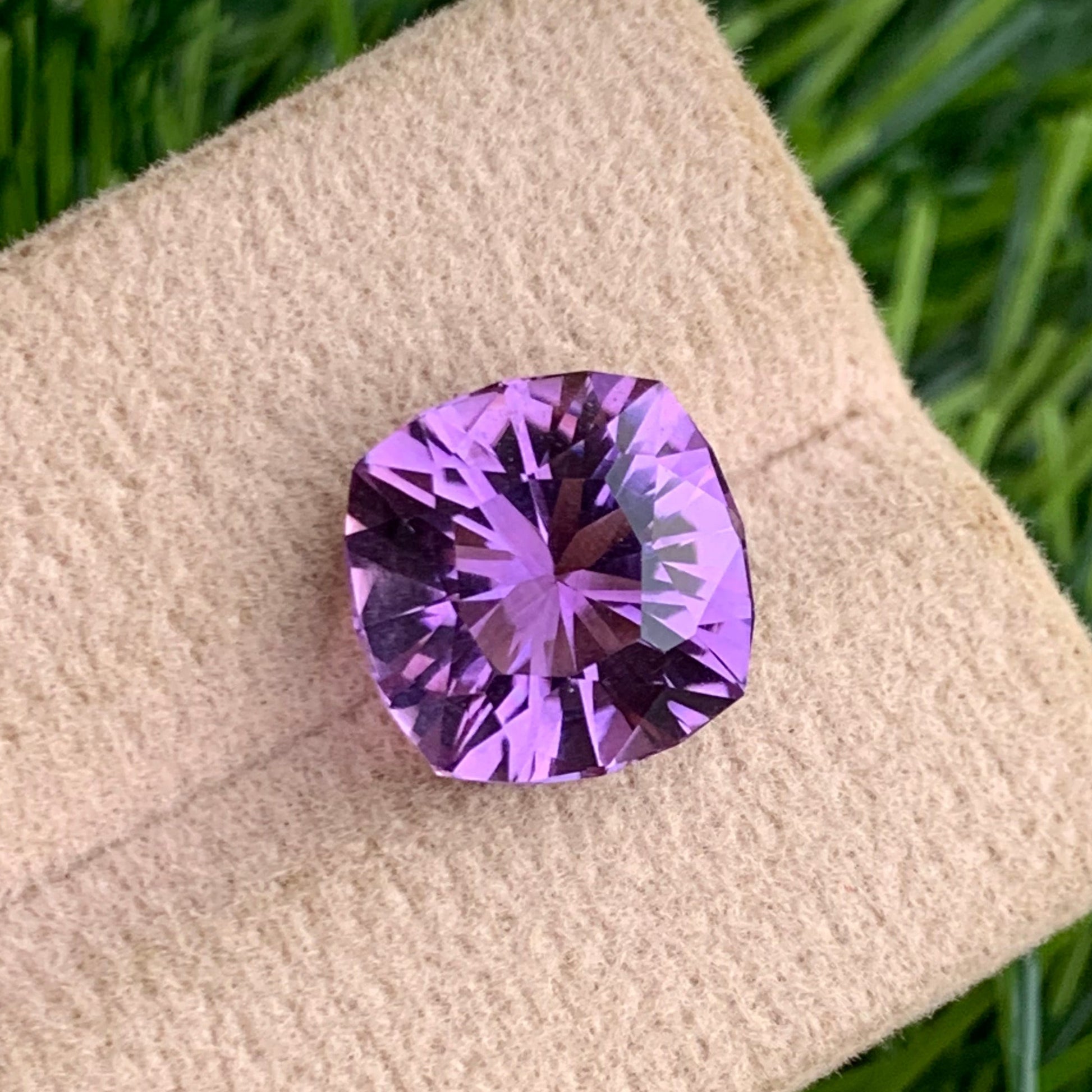 loose amethyst gemstone Brazil
premium amethyst gemstone cushion cut