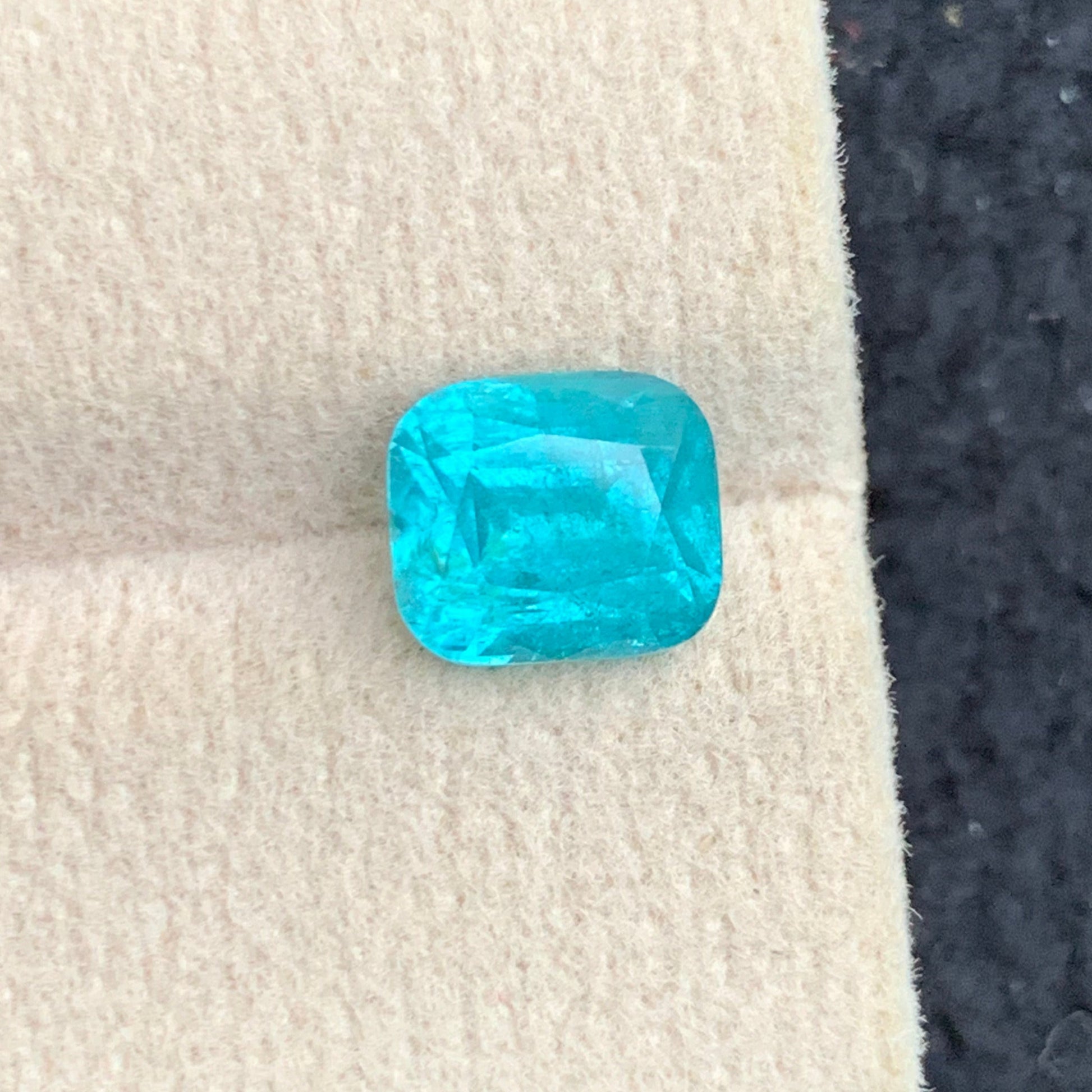 pariba like tourmaline
neon blue tourmaline
untreated afghan tourmaline

paraiba color tourmaline stone