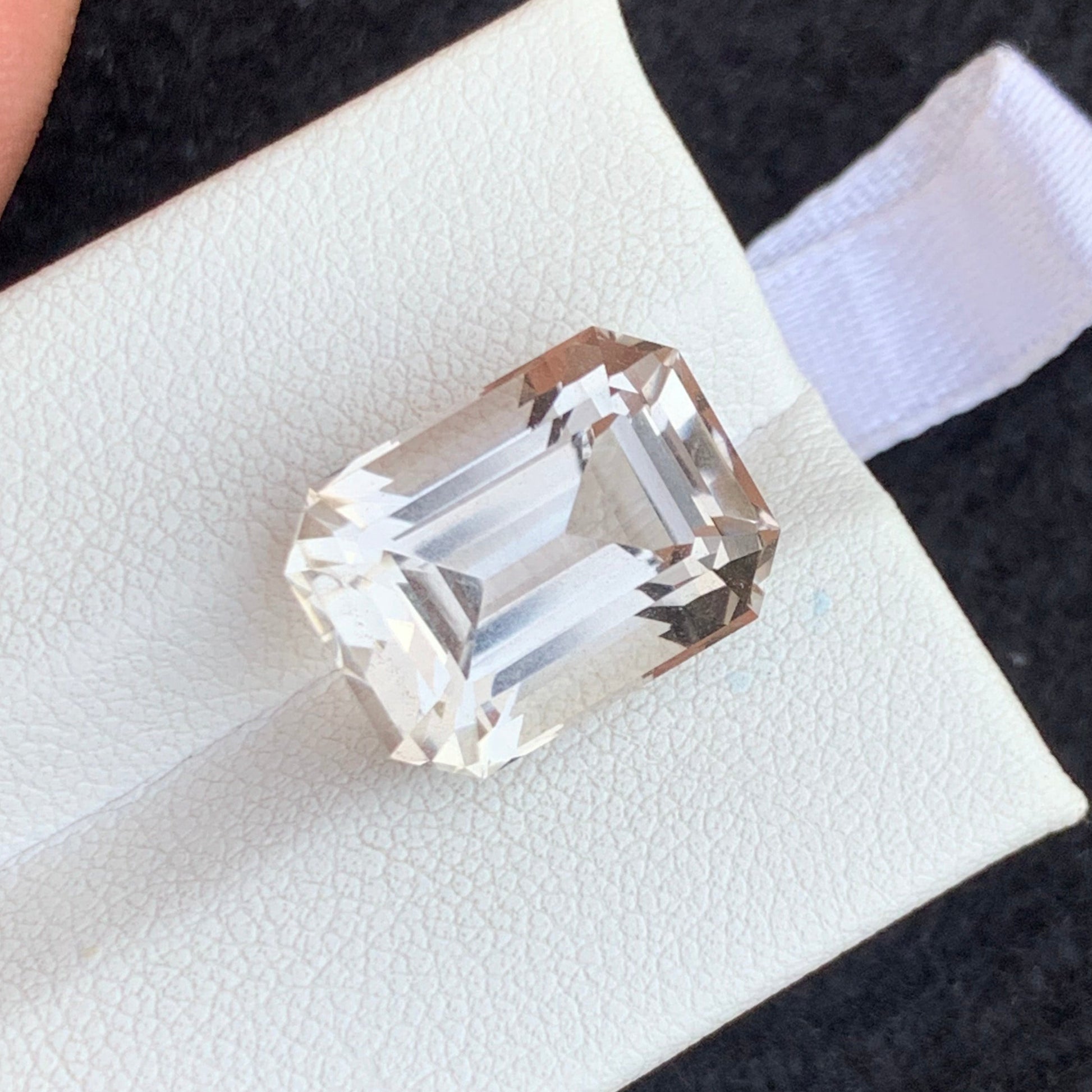 loose smoky quartz emerald cut
high quality smoky quartz gemstone
