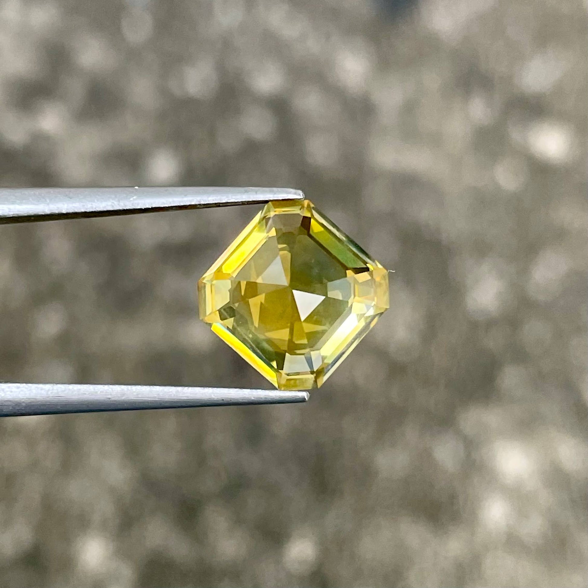 loose yellow sapphire gemstone sri lanka
asscher cut yellow sapphire gemstone
