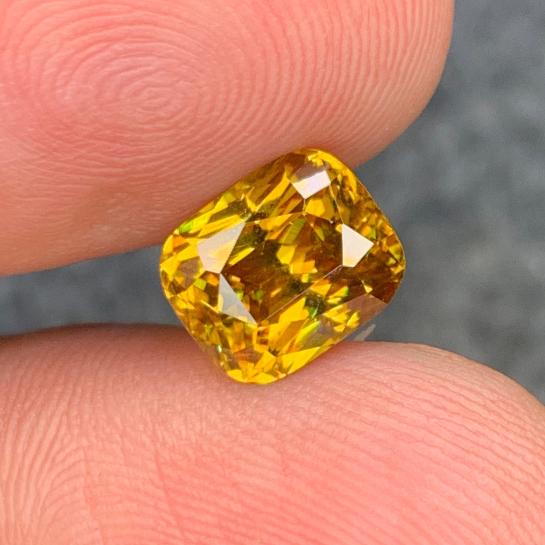 cushion cut titanite gemstone
onestep gems sphene titanite