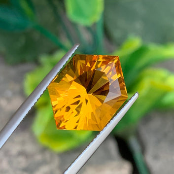 Mandarin Citrine from Brazil – Hexagon Barion Cut 8.45 Carats Gemstone