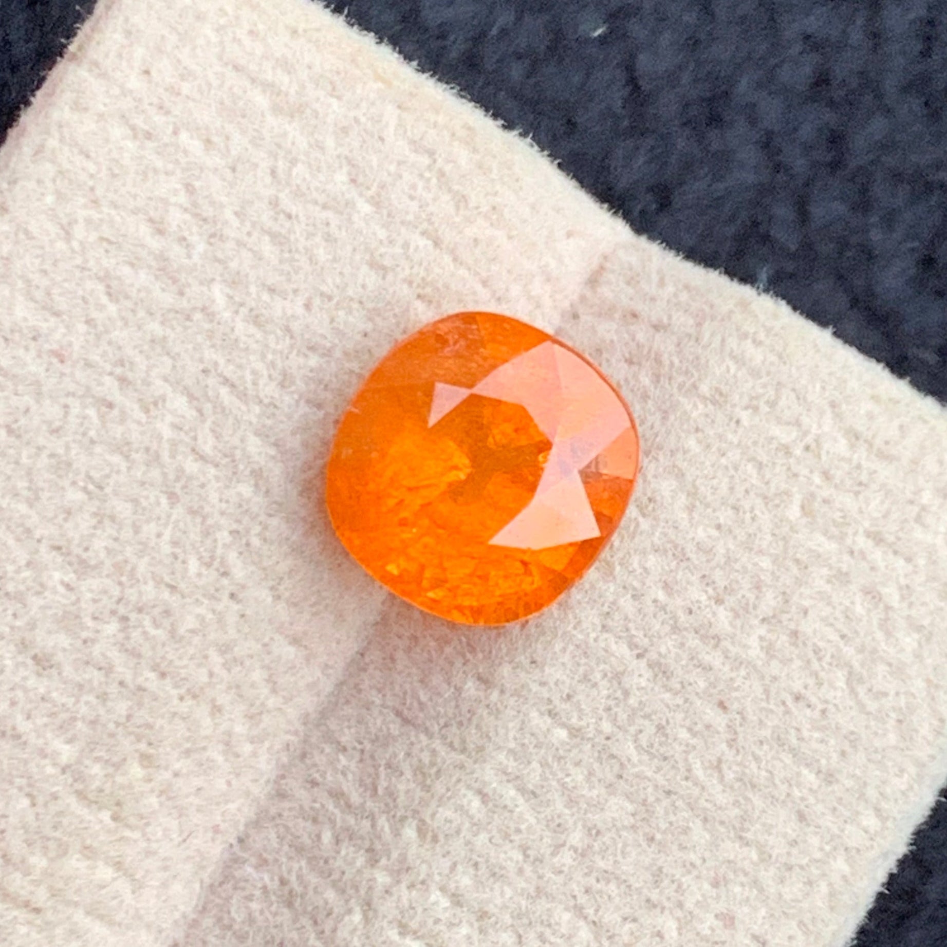 Orange Spessartite Garnet
mandarin garnet loose gemstone
spessartite garnet for ring setting