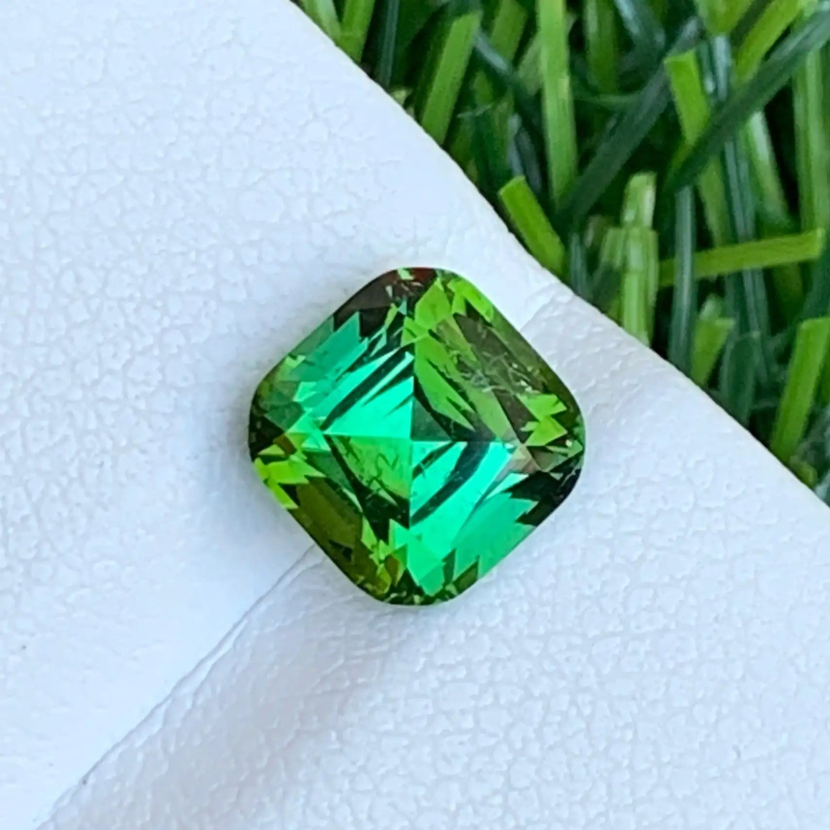 mint green tourmaline value
