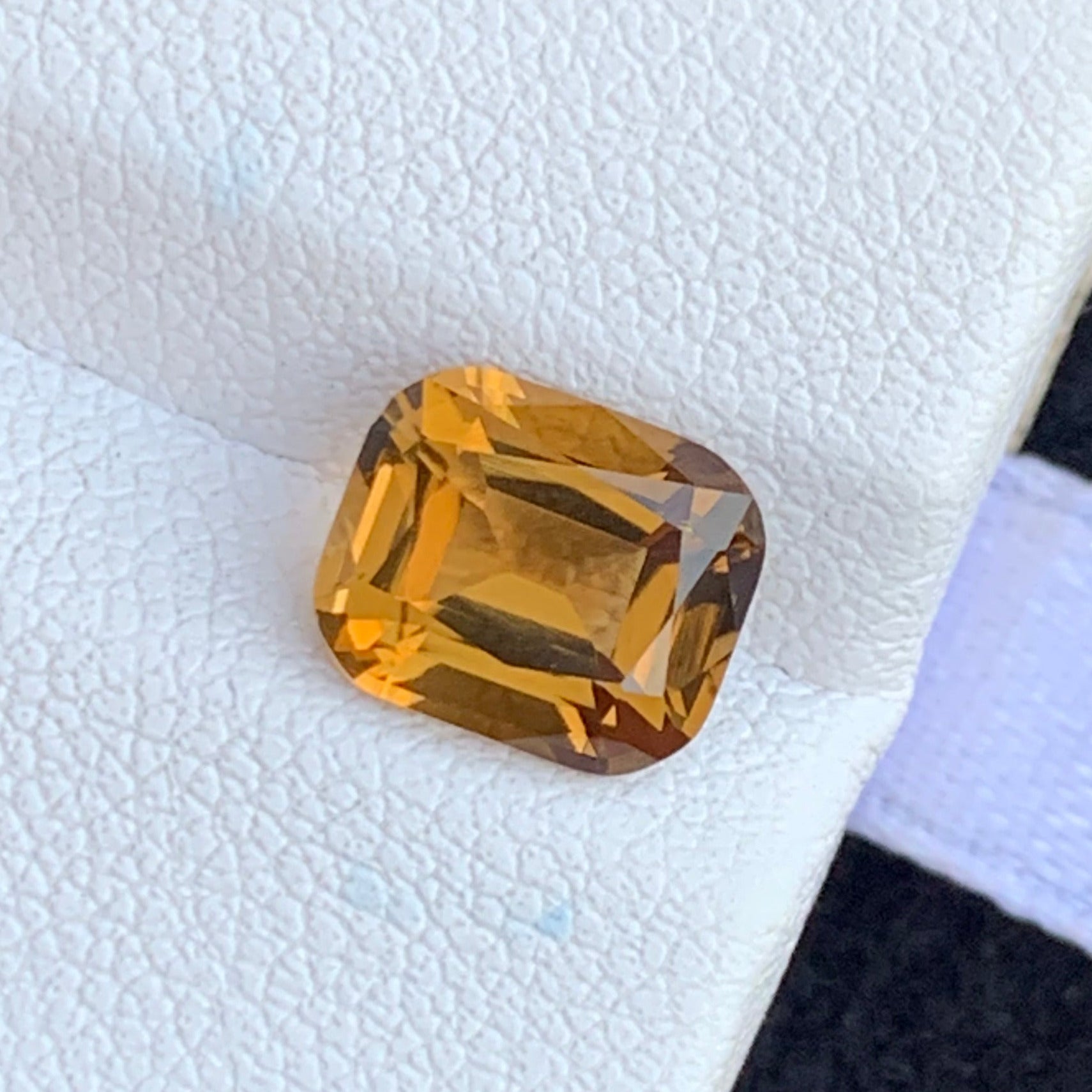 natural brown tourmaline gemstone golden earthy tone
high quality yellow brown tourmaline gemstone afghanistan