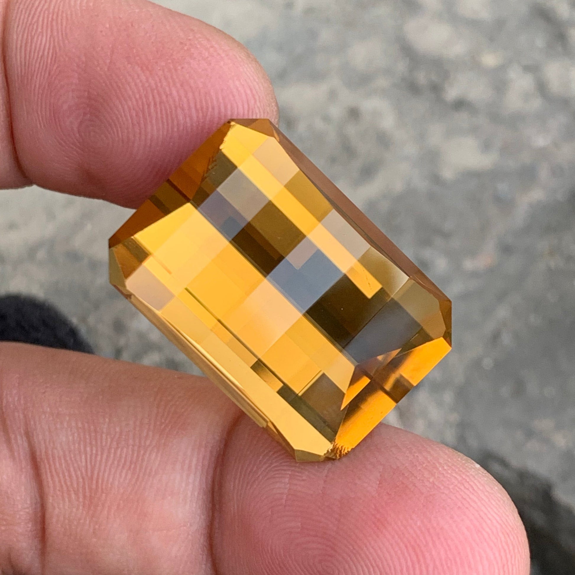 Citrine earring
orange yellow citrine