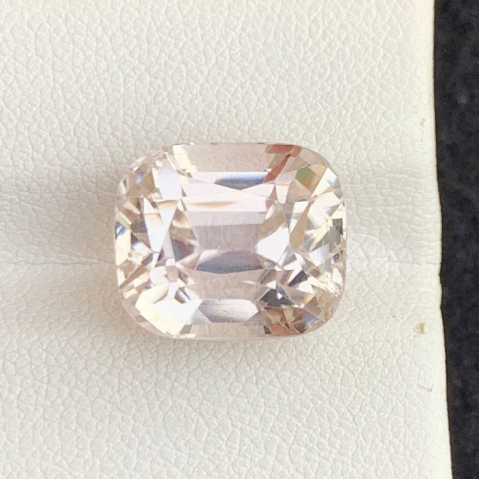 natural golden topaz Skardu Pakistan
cushion cut golden topaz gemstone