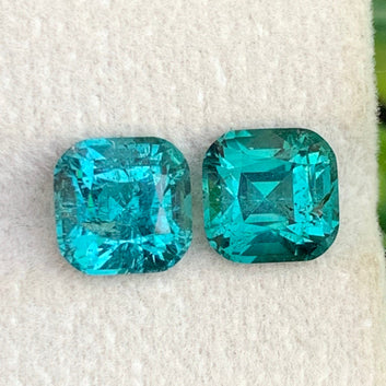 natural lagoon tourmalines blue green gemstone close up

cushion cut lagoon tourmaline gemstone from Afghanistan