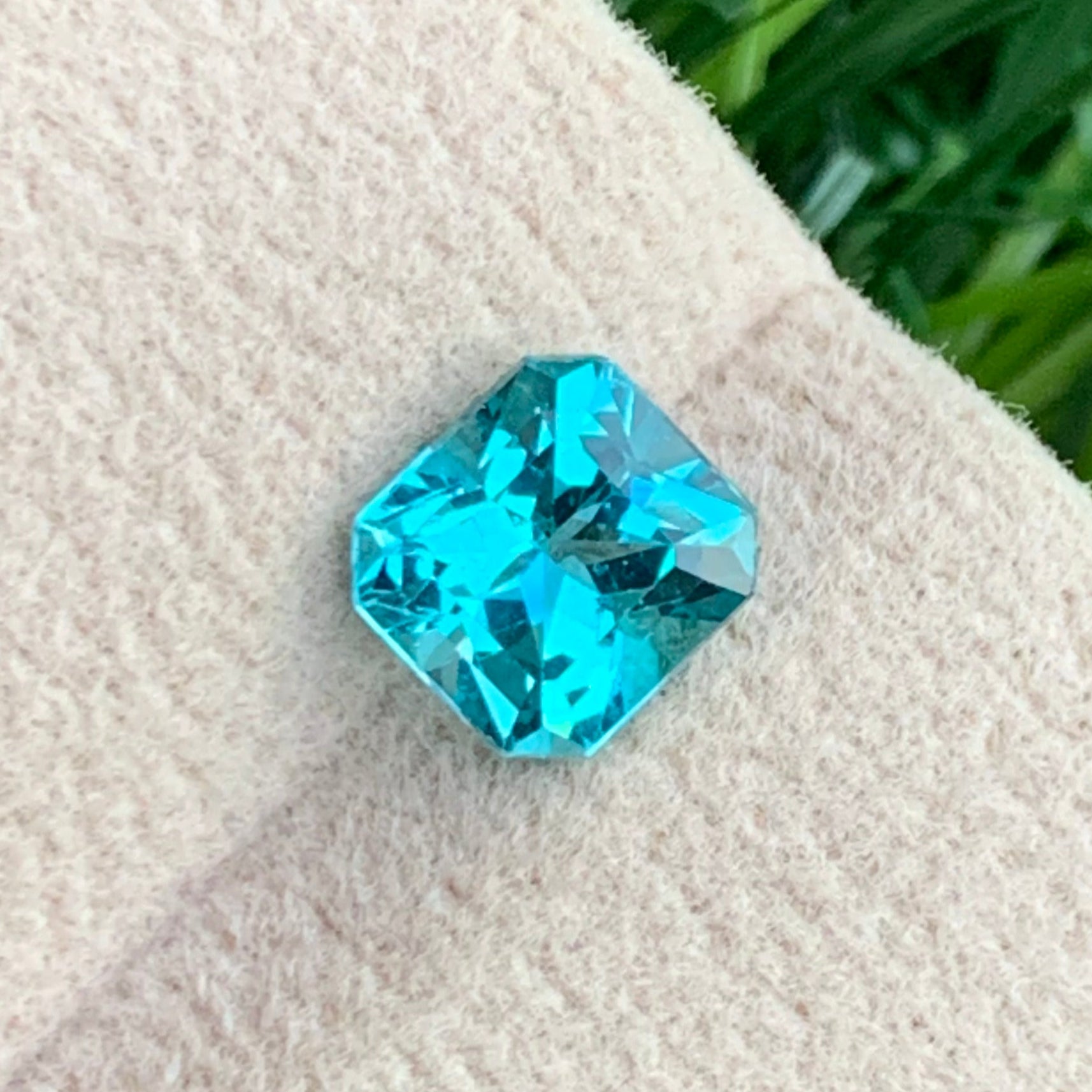 Blue Apatite
natural neon blue apatite gemstone

untreated blue apatite from brazil