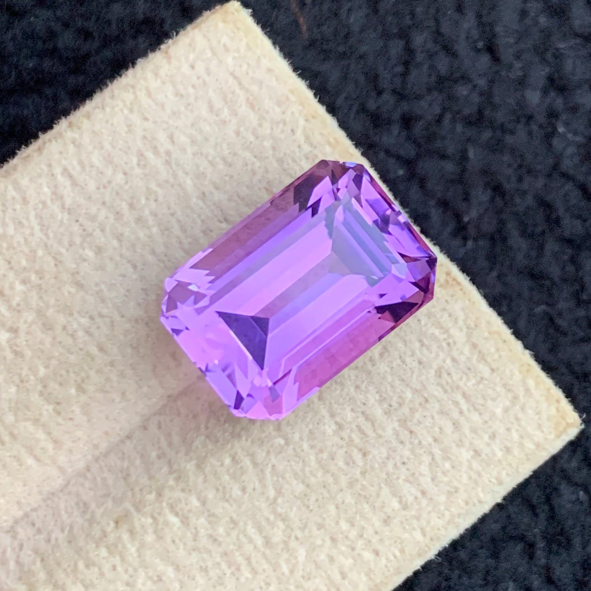 Pink Purple Amethyst 
Pink Purple Amethyst jewelry
natural pink purple amethyst 8.85 carat emerald cut gemstone
Brazil amethyst gemstone loupe clean emerald cut loose stone