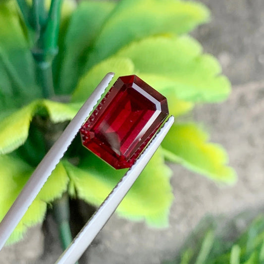 Natural Rhodolite Garnet, 4.20 Cts Emerald Cut Gemstone – Eye-Clean and Untreated from Madagascar