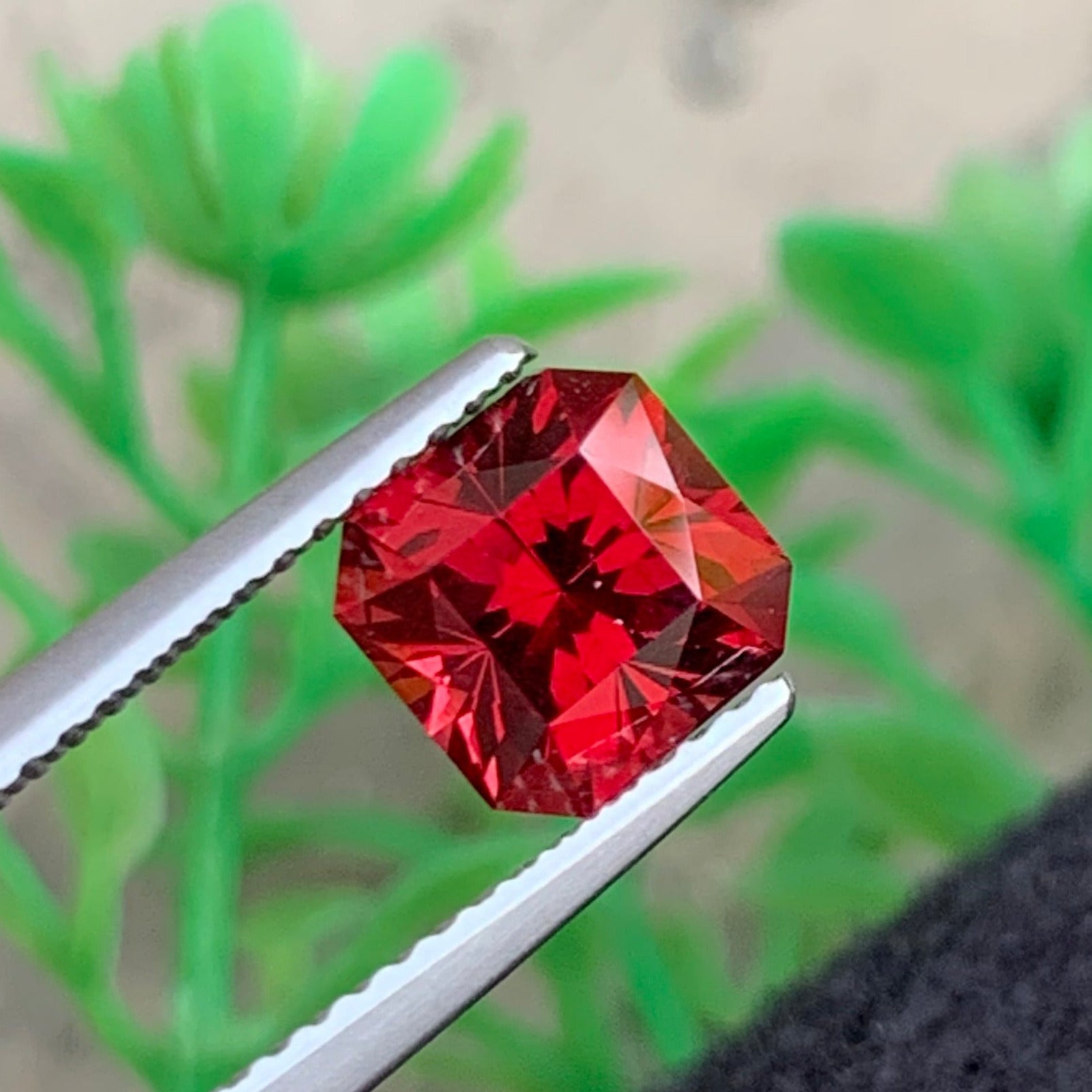 Rhodolite Garnet ring
natural rhodolite garnet loose gemstone asscher cut close view
red garnet gemstone 2.15 carat for rings and pendants