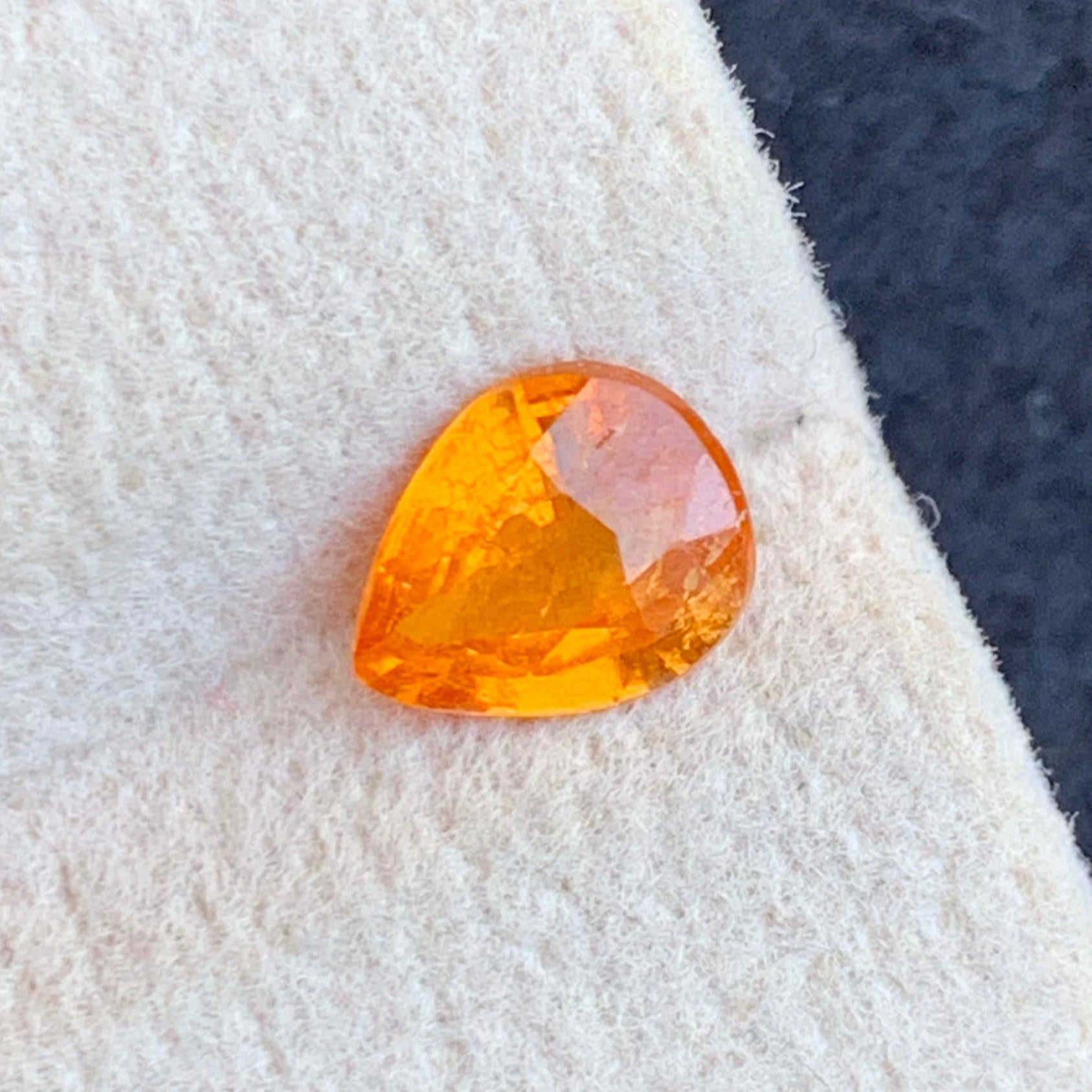Spessartite Garnet
natural spessartite garnet gemstone