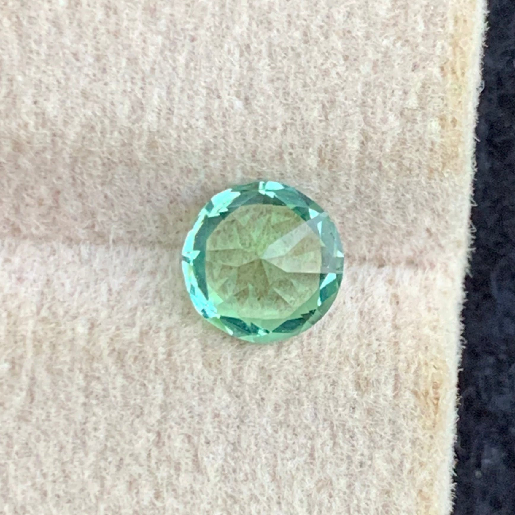 natural untreated green tourmaline for ring pendant
