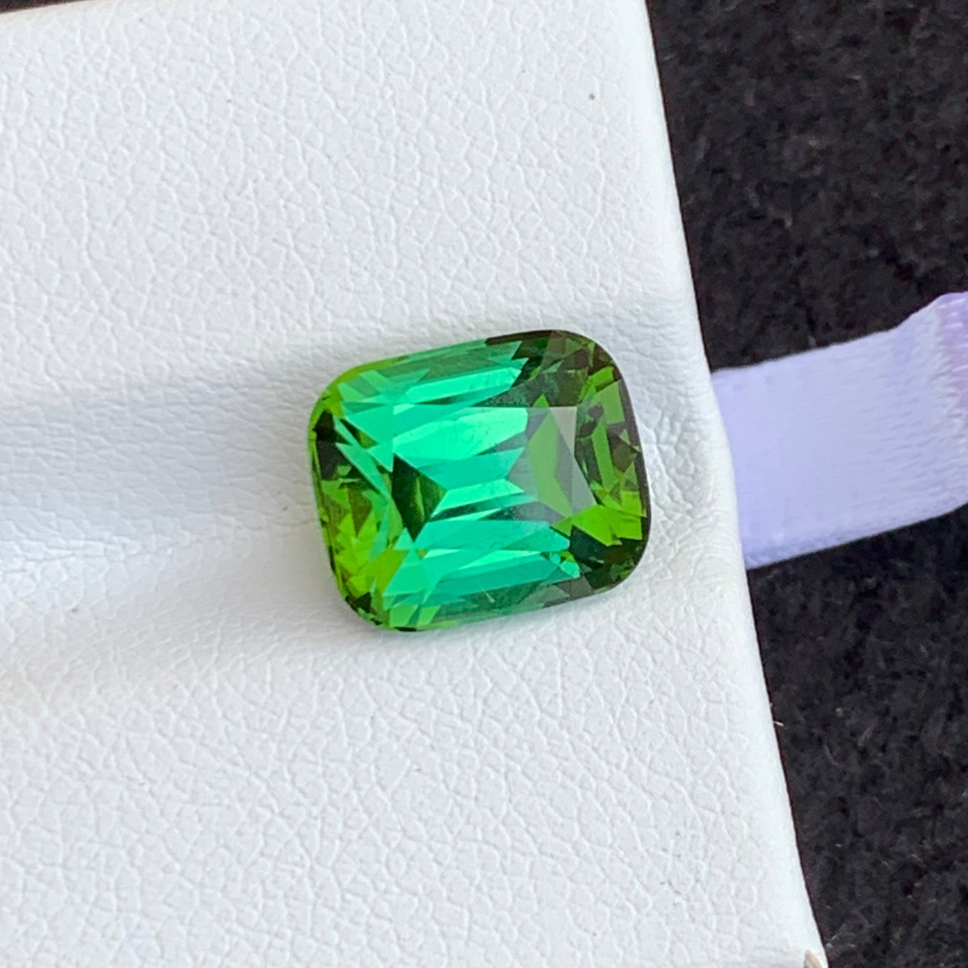 eye clean tourmaline stone

loose green tourmaline gemstone

cushion cut tourmaline jewelry stone

rare green tourmaline gemstone