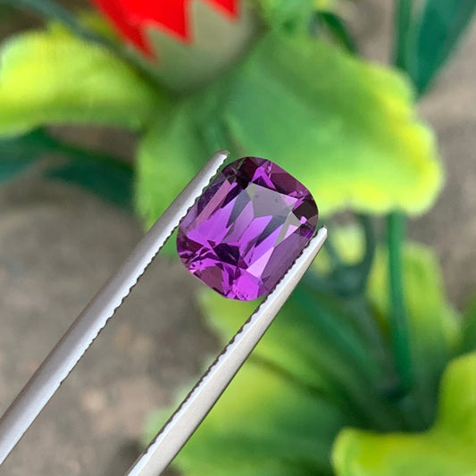 Discover the Exquisite Faceted Pink Purple Amethyst from Brazil – Cushion Cut, 2.30 Cts