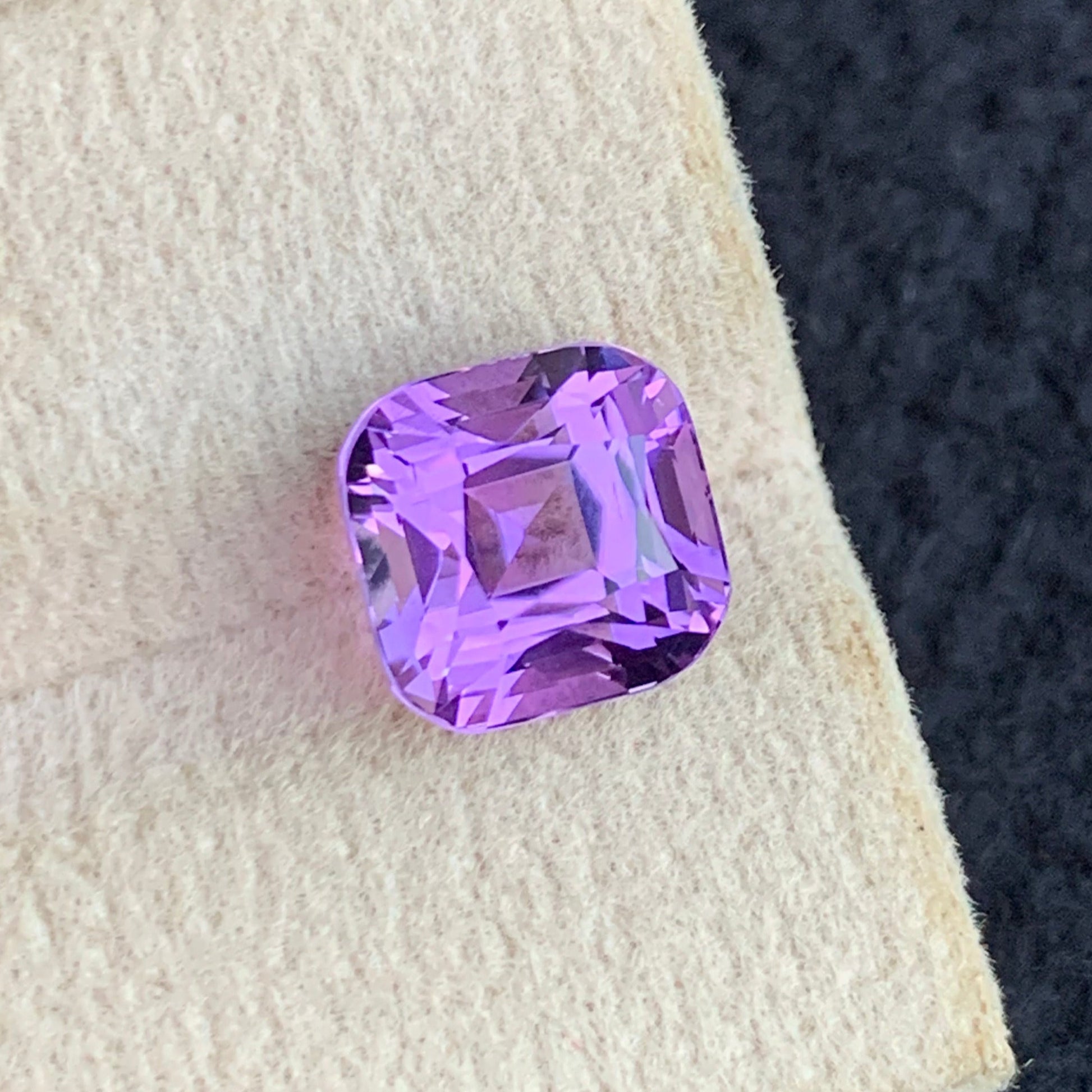 pink purple amethyst gemstone for rings and pendants
fine cushion cut amethyst close up view