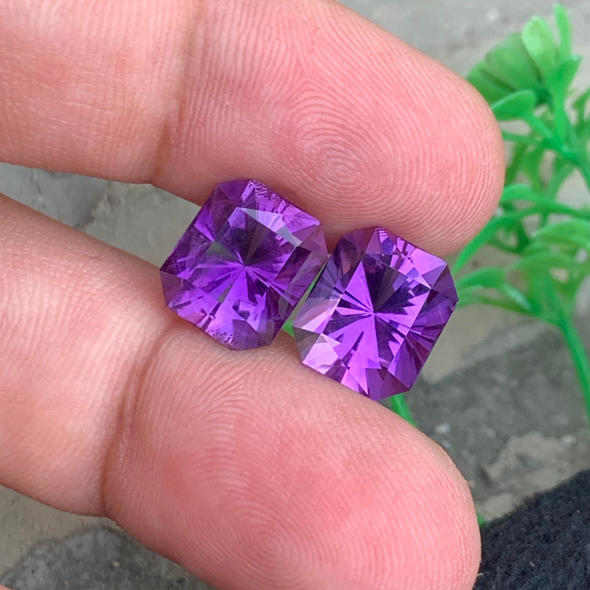  Pink Purple Amethyst earrings
pink purple amethyst pair scissor cut close view jewelry stones
natural amethyst 11 carat matched pair for earrings design
