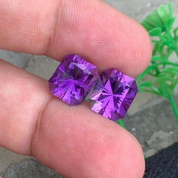  Pink Purple Amethyst earrings
pink purple amethyst pair scissor cut close view jewelry stones
natural amethyst 11 carat matched pair for earrings design