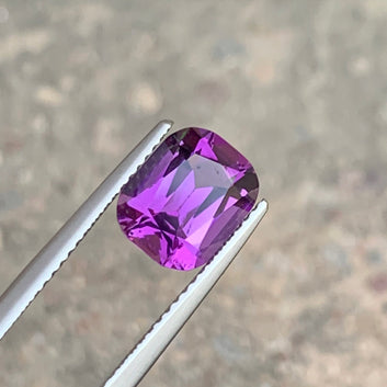 Discover the Exquisite Faceted Pink Purple Amethyst from Brazil – Cushion Cut, 2.30 Cts