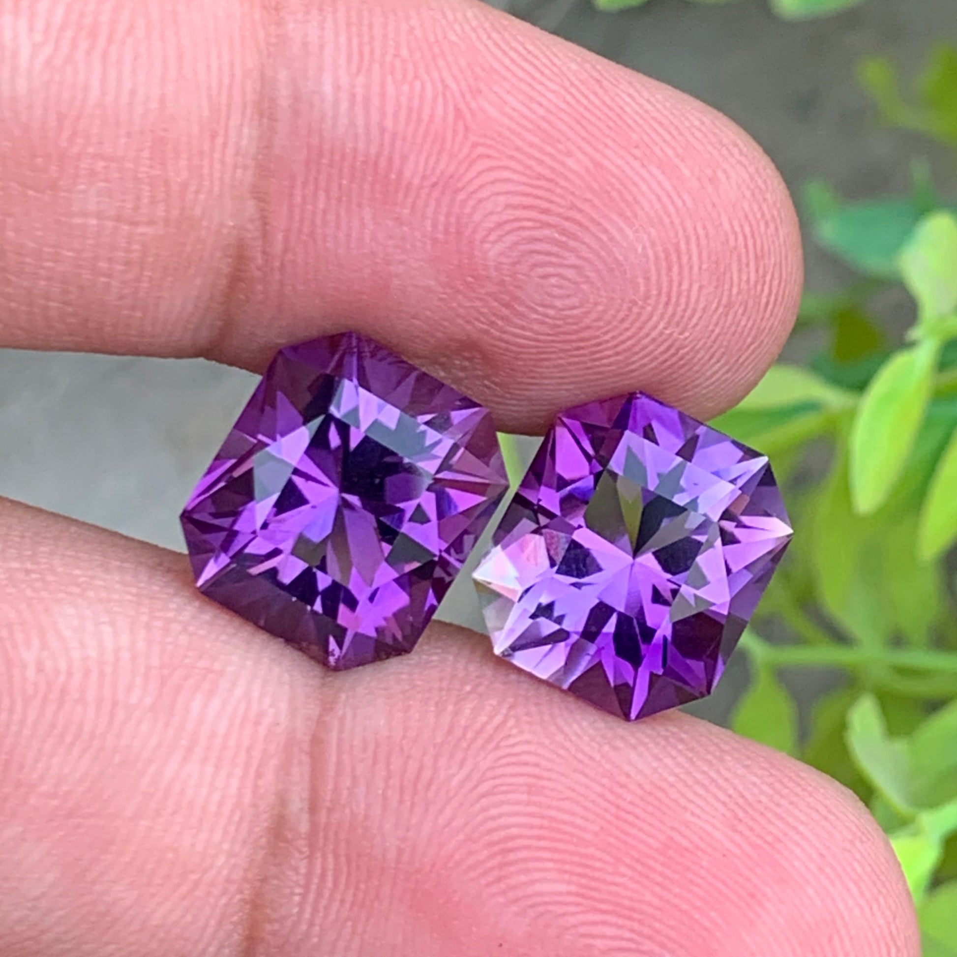 premium brazil amethyst gemstones matched pair fancy cut
pink purple amethyst gemstone pair macro detail high clarity