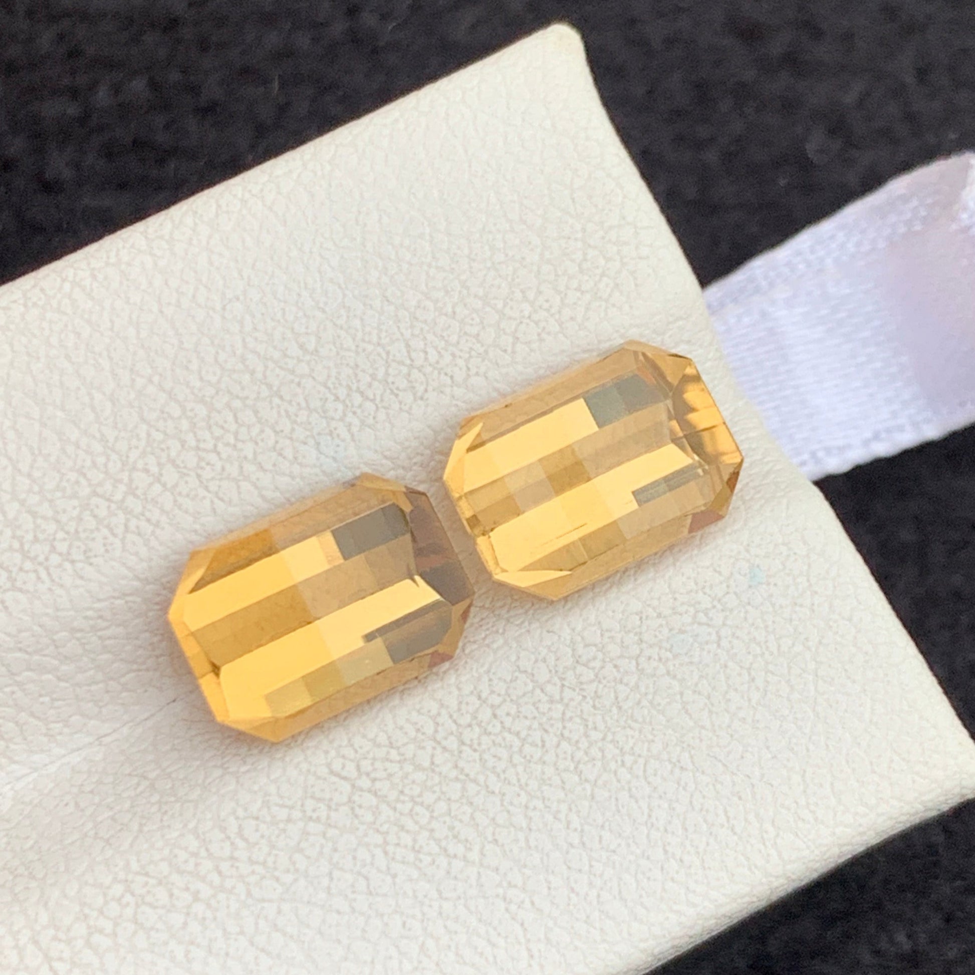 premium natural citrine pixel cut gemstone pair close up
golden citrine gemstone pair jewelry making loose stones