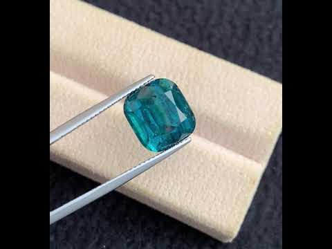 Fine jewelry indicolite gemstone Afghanistan
Collector quality Afghan dark blue tourmaline