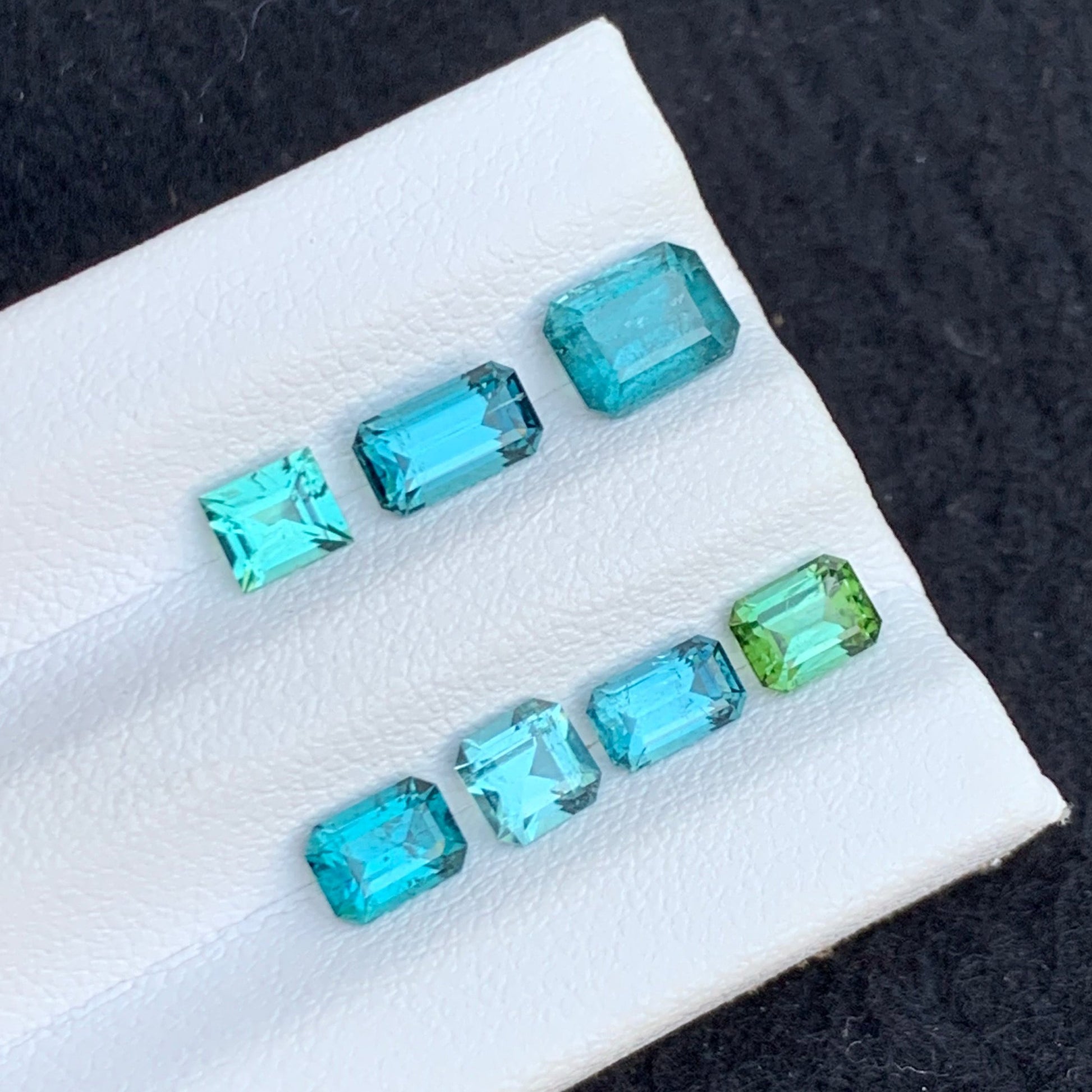 Natural Tourmaline Lots
small natural tourmaline gemstones for jewelry