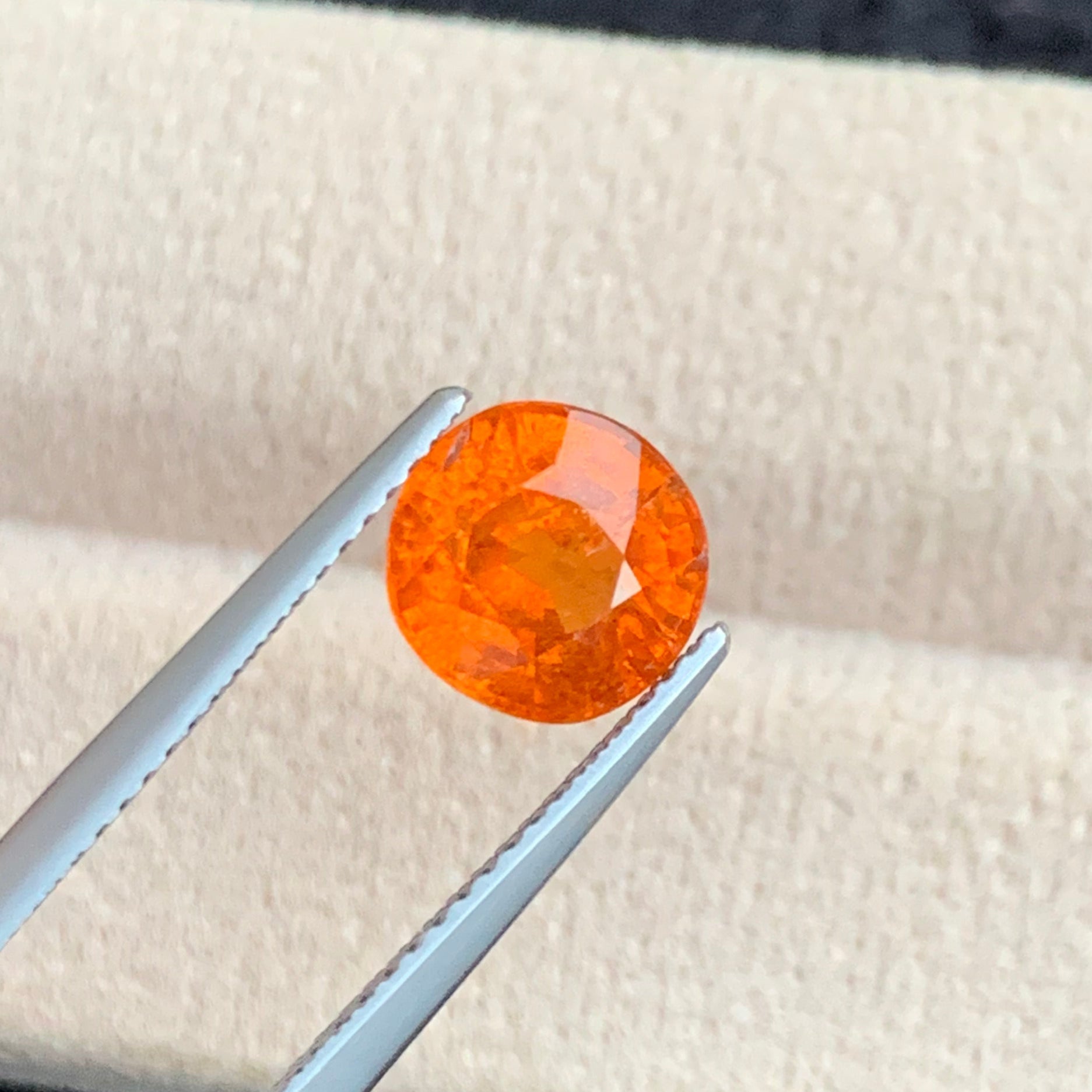 Spessartite Orange Garnet
spessartite garnet for jewelry
untreated spessartite garnet