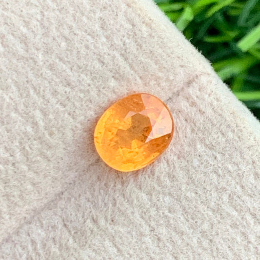 Faceted Spessartite Garnet
spessartite garnet oval cut

orange spessartite garnet gemstone