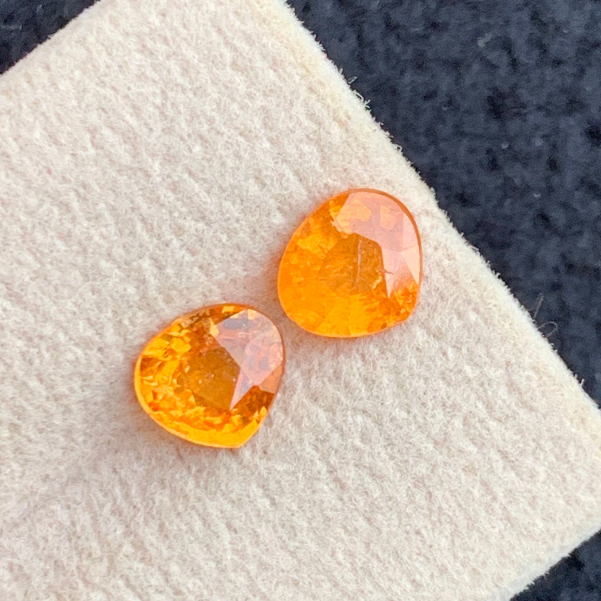 Hessonite Garnet Pair
spessartite garnet pair heart shape

orange garnet gemstone pair