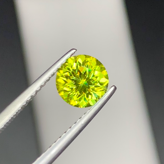 1.45 Carats Natural Sphene Gemstone - Loose Titanite Stone, Round Cut, Pakistan Origin