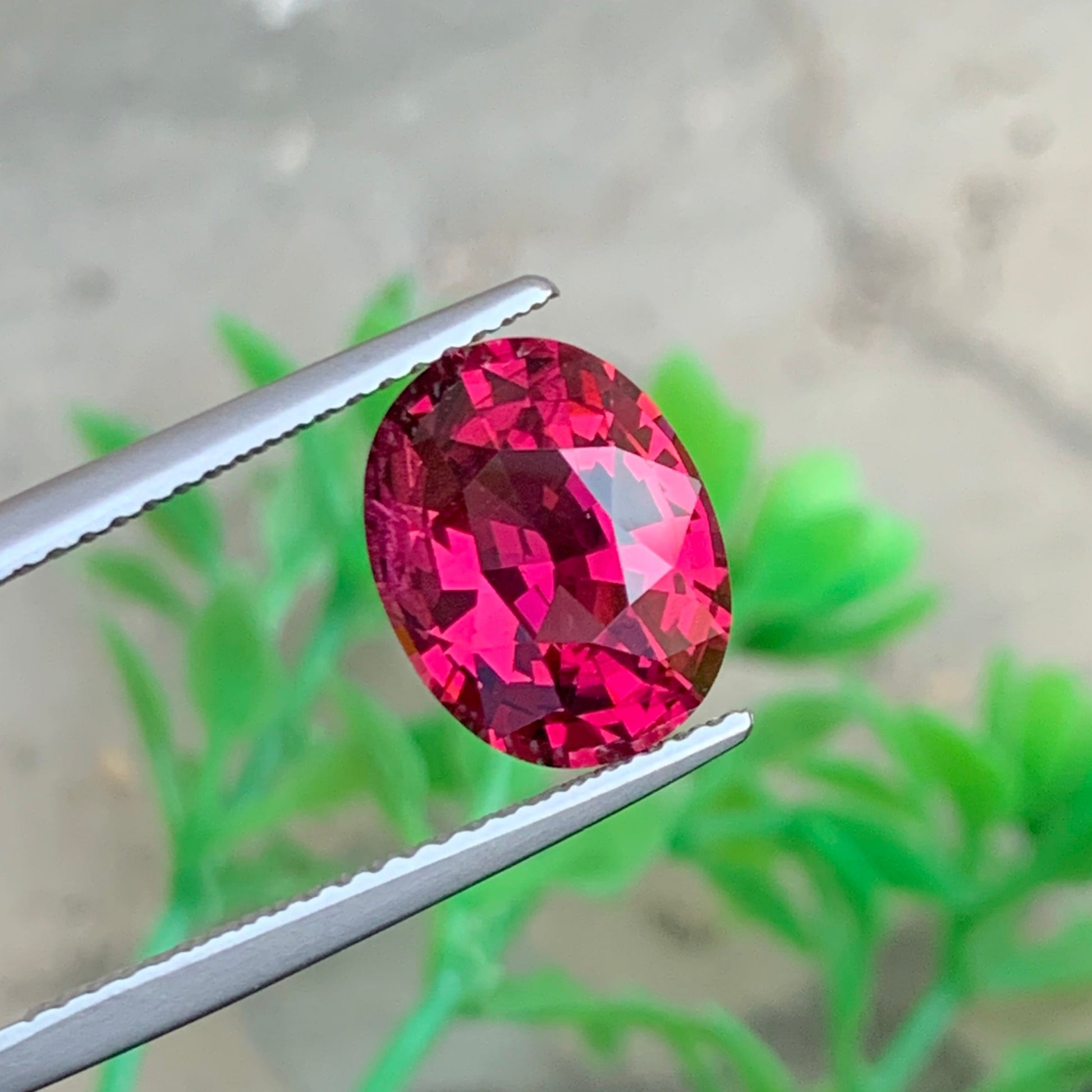 umbalite garnet for jewelry design
collector garnet gemstone Africa