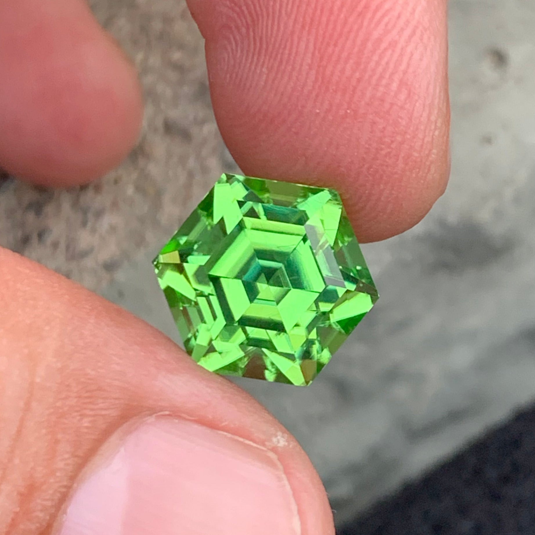 premium quality peridot gemstone large size
natural untreated peridot gemstone hexagon cut